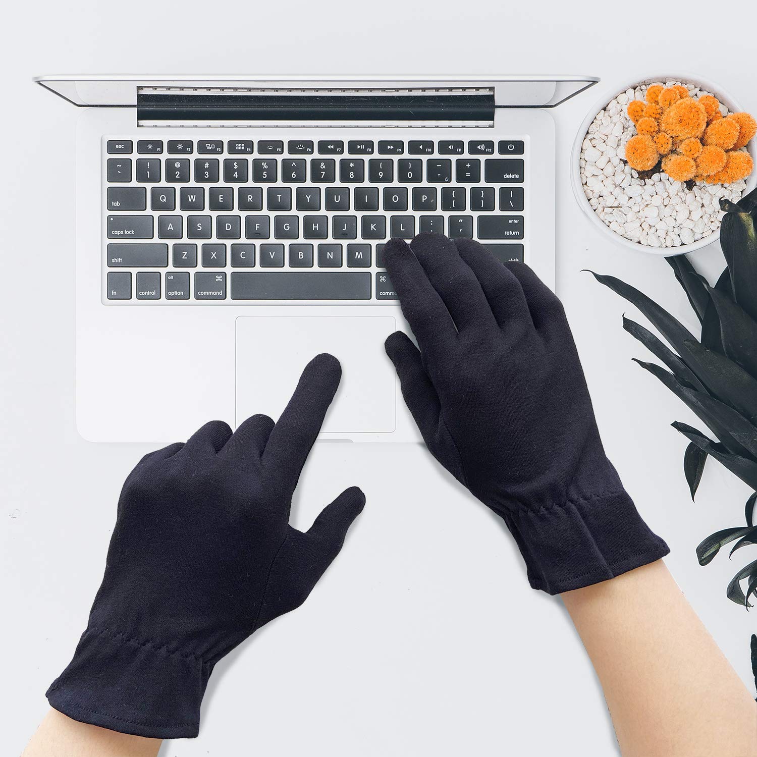 EvridWear 100% Cotton Touchscreen Moisturizing Beauty Gloves with Elastic Cuff, Natural Cosmetic Therapy Gloves for Eczema SPA Dry Hands Care Overnight (Black, Small) 2 Pairs : Beauty