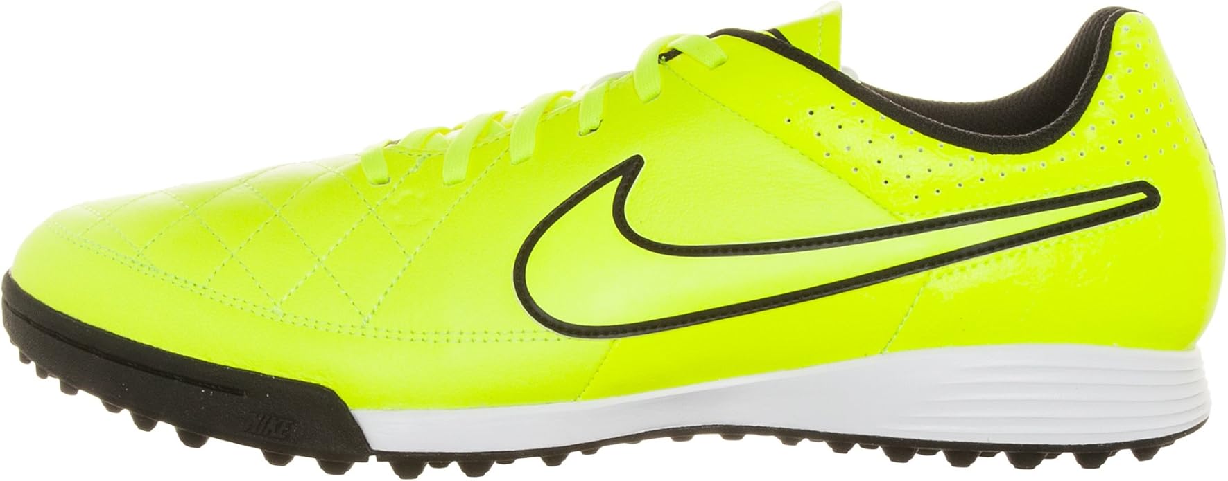 nike tiempo astro trainers