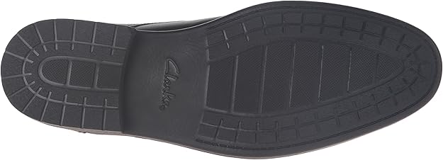 clarks truxton plain