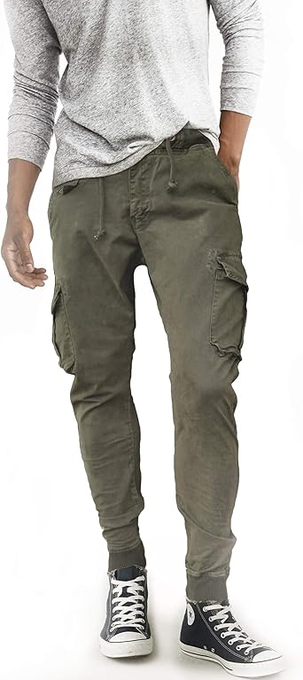 pantaloni con tasconi laterali uomo
