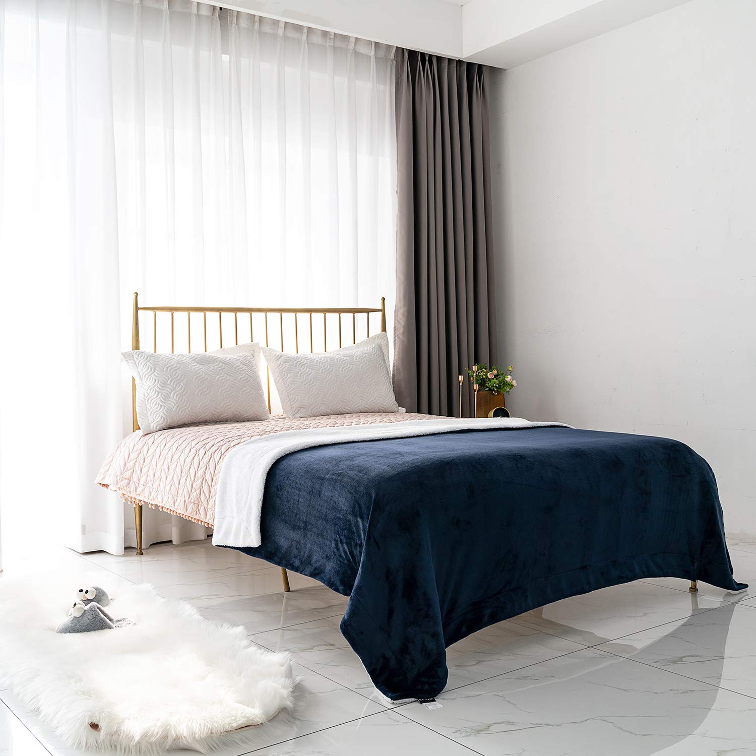 BUZIO Sherpa Fleece Blanket for Kids and Adults, Fuzzy Throw Blanket with Soft Plush Flannel, Dual Sided Throw Size Cozy Fluffy Blanket Microfiber, 60 x 80 inches, Navy Blue