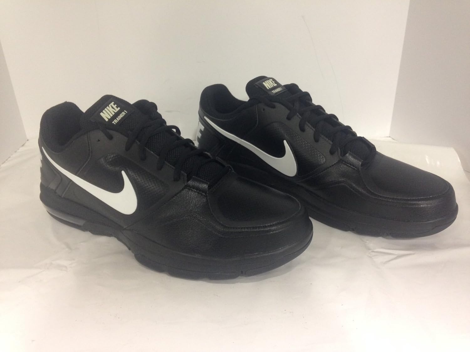 Mens Nike Reax 8 Trainers Black/Silver, Trainers | Nielsen Animal