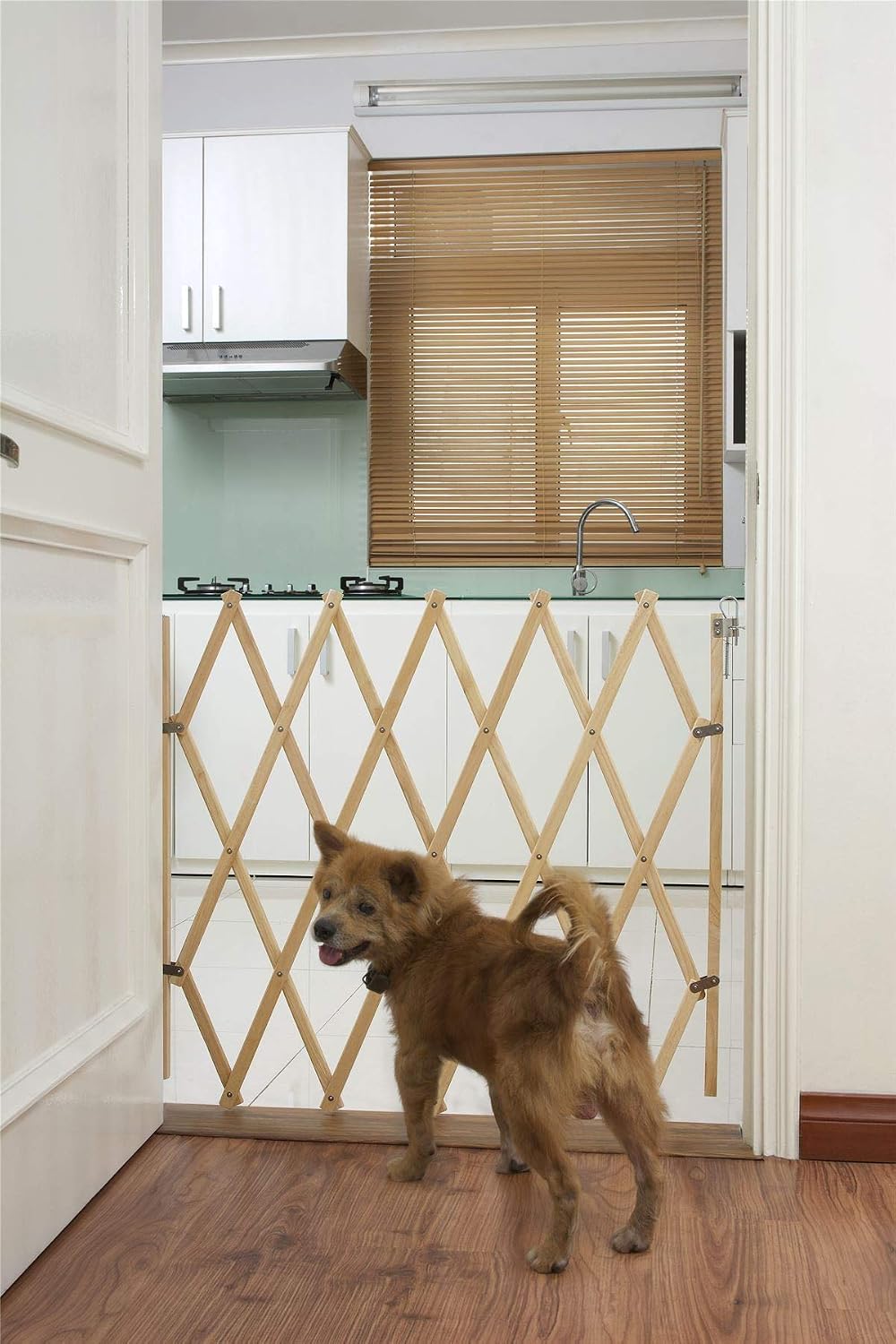 Bettacare Expandable Pet Barrier, 60cm - 108cm, Natural, Wood, Retractable Dog Safety Gate, Barrier for Puppy and Dog - Image 3