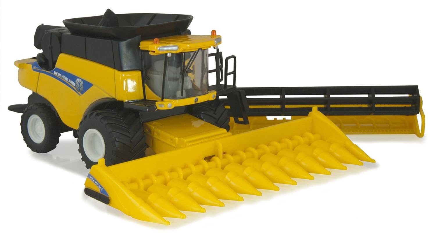 Amazon.com: Ertl Collectibles 1:64 New Holland CR8090 Combine: Toys & Games