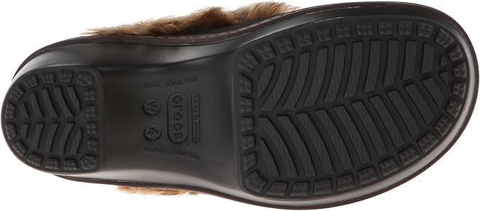 crocs cobbler fuzz clog