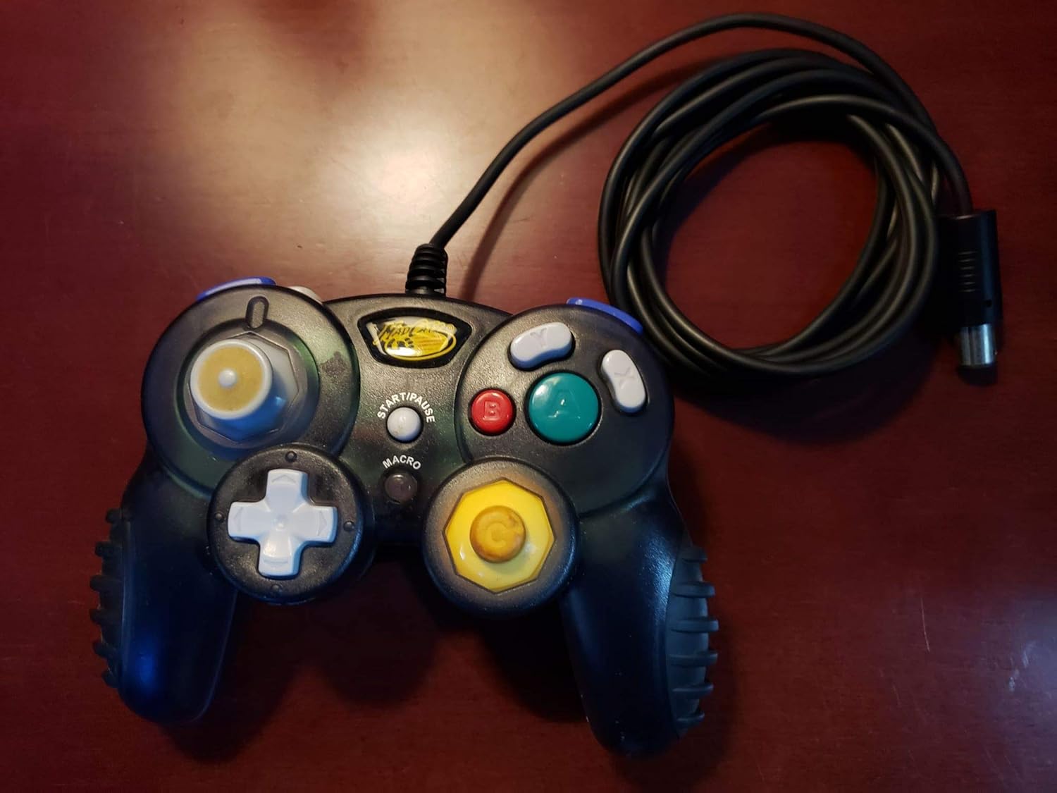 Madcatz Gamecube Gamepad / Controller (Colors May Vary) by Mad Catz Amazon.co.uk PC & Video Games
