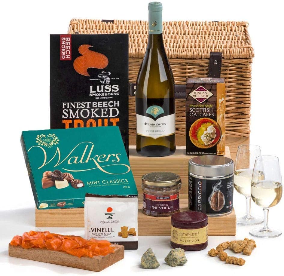 Hay Hampers Romantic Supper for Two Hamper Basket FREE UK Delivery