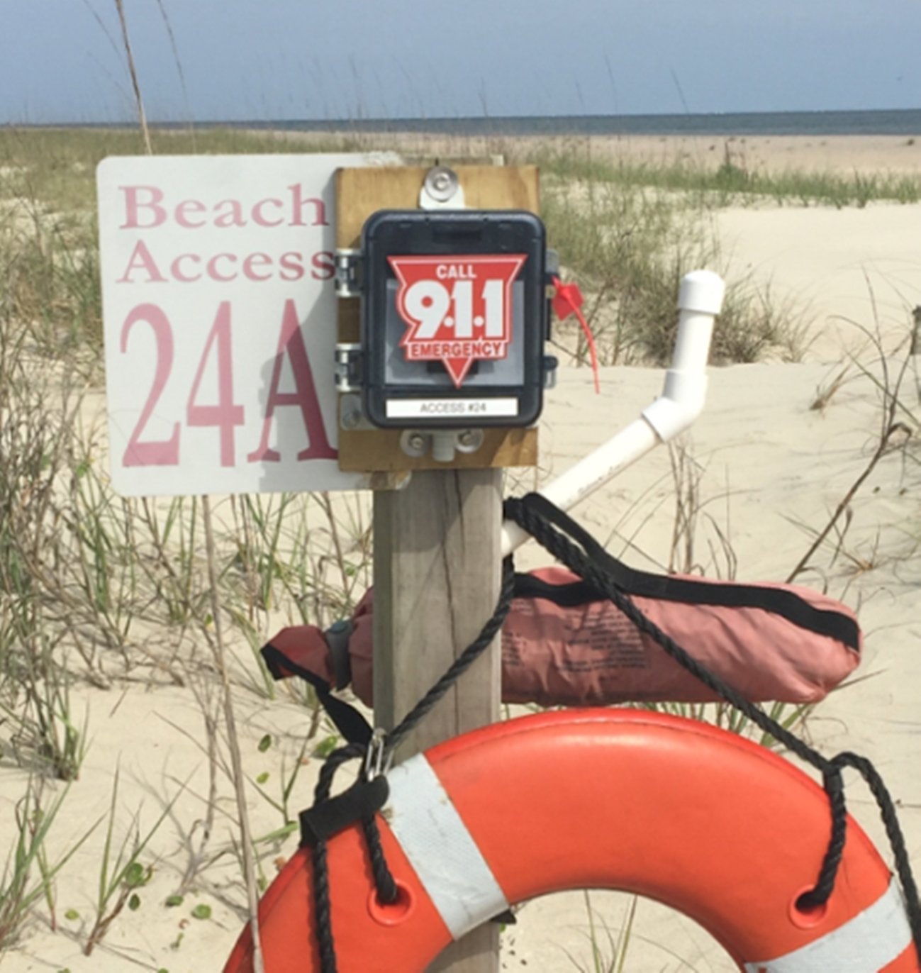 Emergency Pool Phone Call Box NEW CELL PHONE TECHNOLOGY (NO PHONE