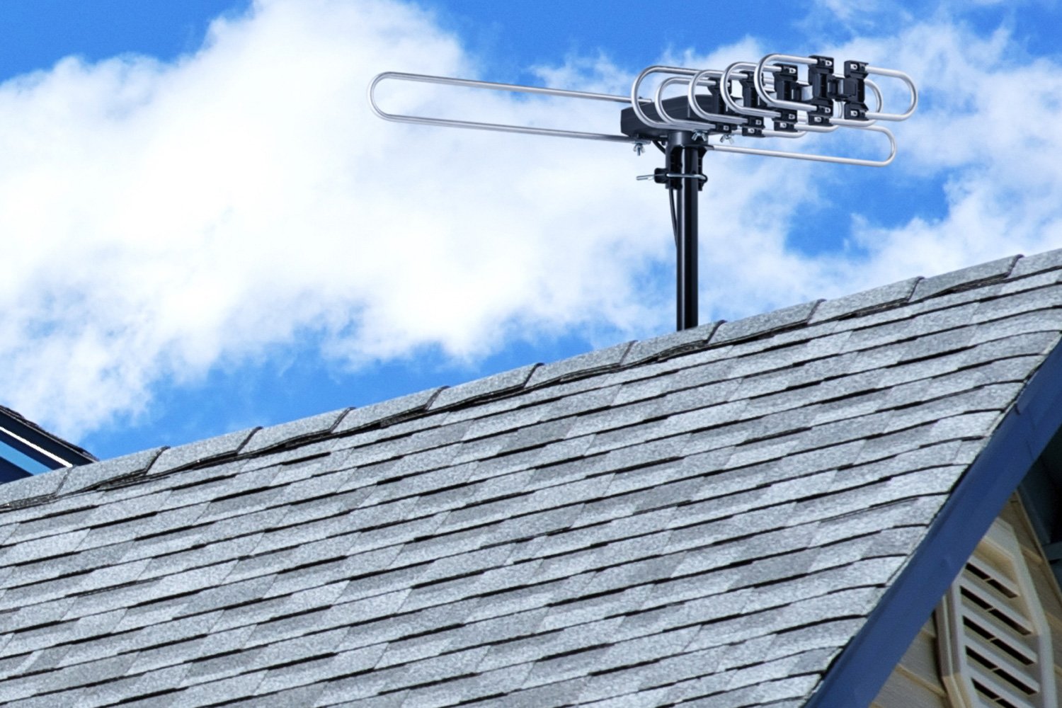 ViewTV UHD3942A Antenna Long Range HDTV / Indoor Attic HDTV Antenna