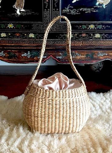 straw basket tote