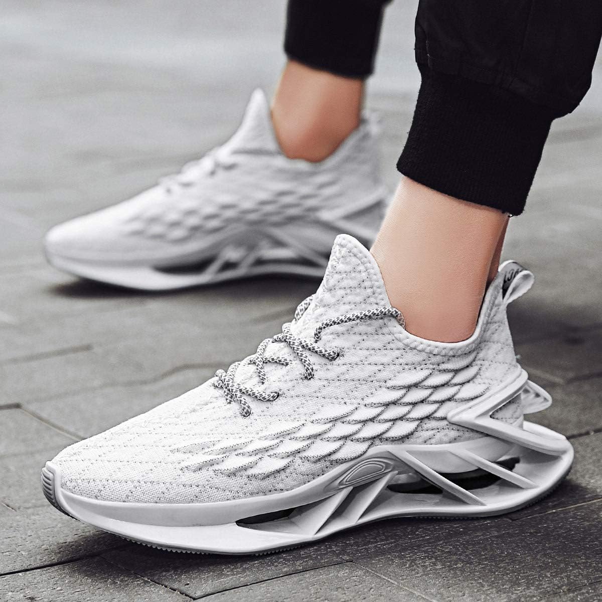 cross training walking shoes