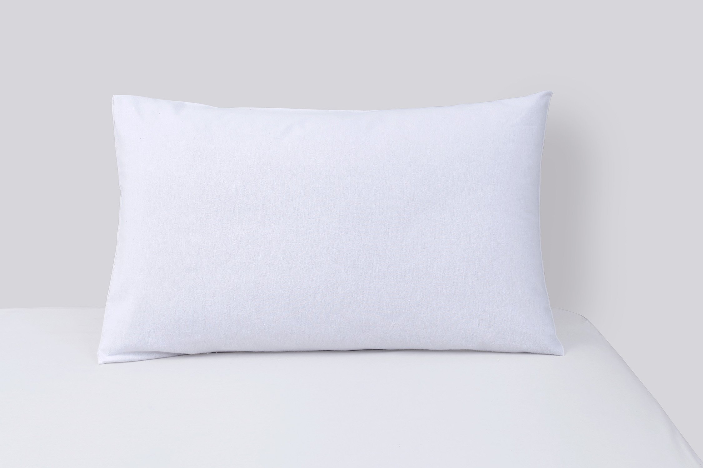 GMTEXTILES 100% Egyptian Cotton PILLOW CASES, Natural Softness, Attractive Colours White
