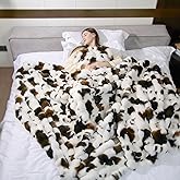 SpottedCozy Cow Print Faux Fur Twin Blanket for Couch, Cozy Fluffy Ultra Soft Warm Plush Fuzzy Bubble Blanket for Bedroom Room Home Boho Decor Travel, Birthday Gifts for Women Men Teen