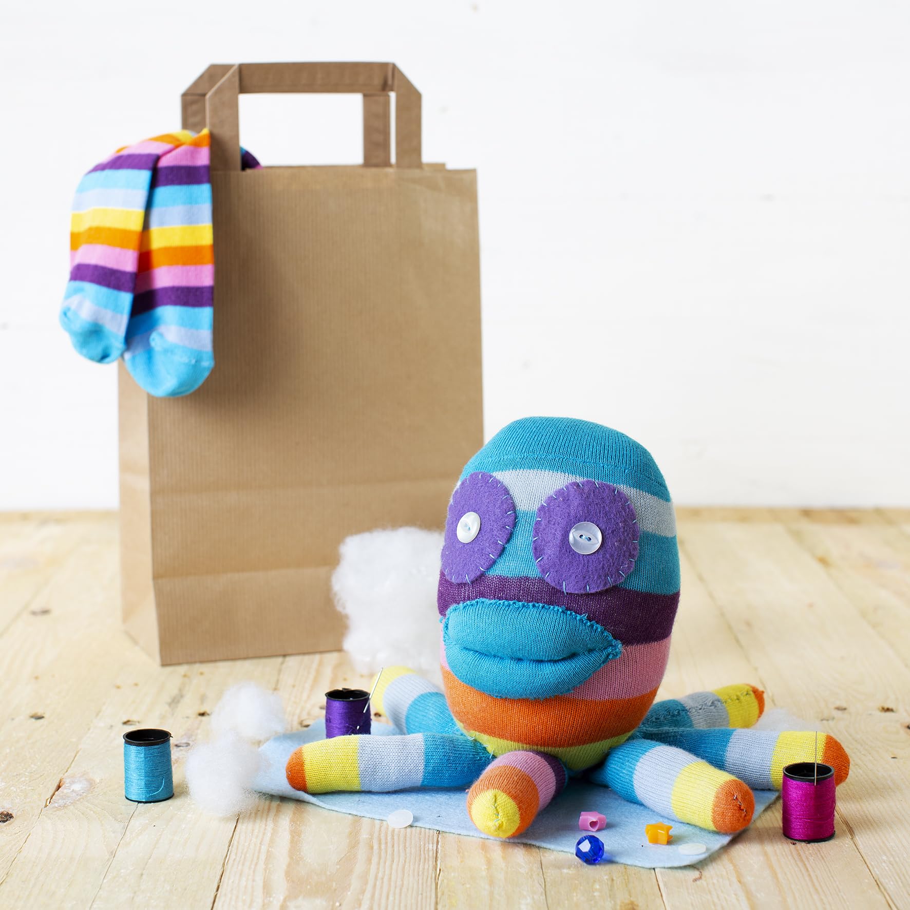 Sock Creatures Socktopus Craft Kit - Complete Craft Kit to Create Your Own Octopus