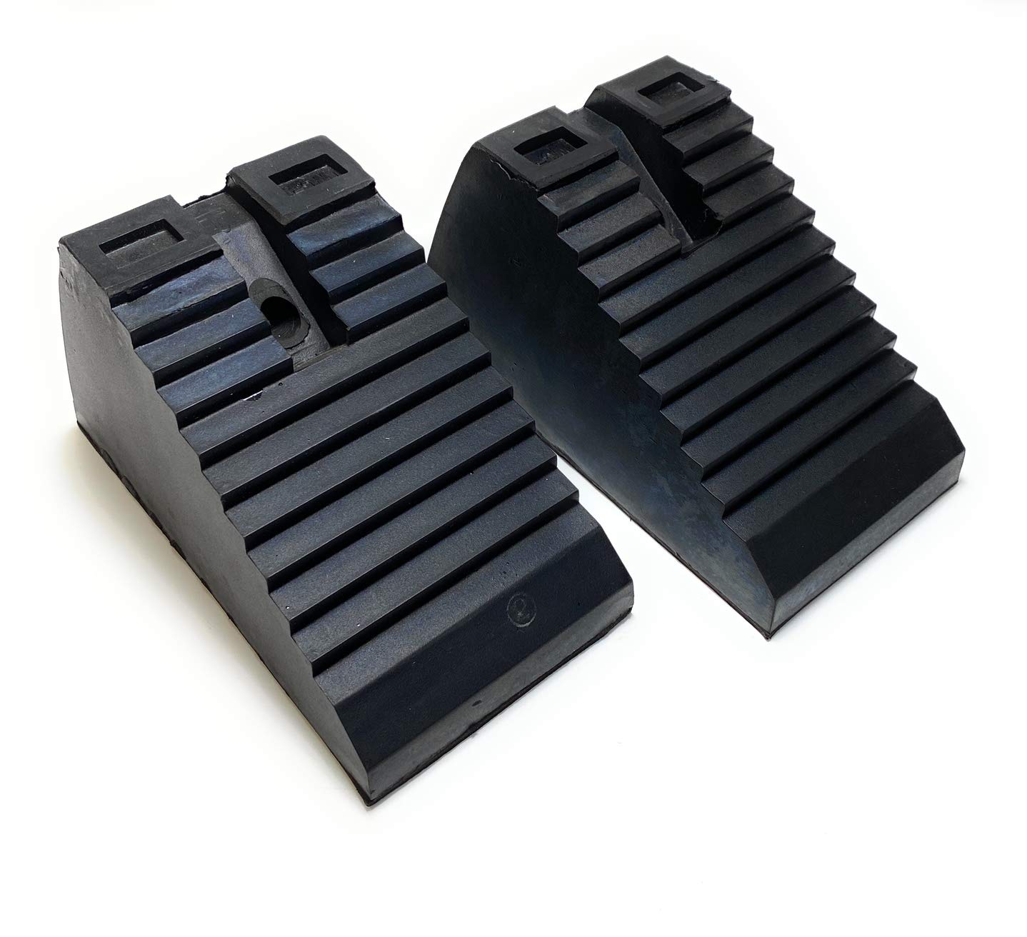 Set of 2 Rubber Wheel Chocks Heavy Duty Blocks for Vehicles, Cars, Caravan, Trailer- 1.3KG, 17L x 8W x 9H cm (Medium)