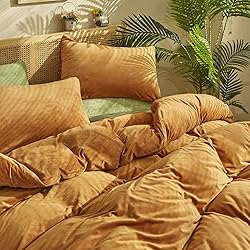 CLOTHKNOW Queen Comforter Set Fluffy 3Pcs Pumpkin