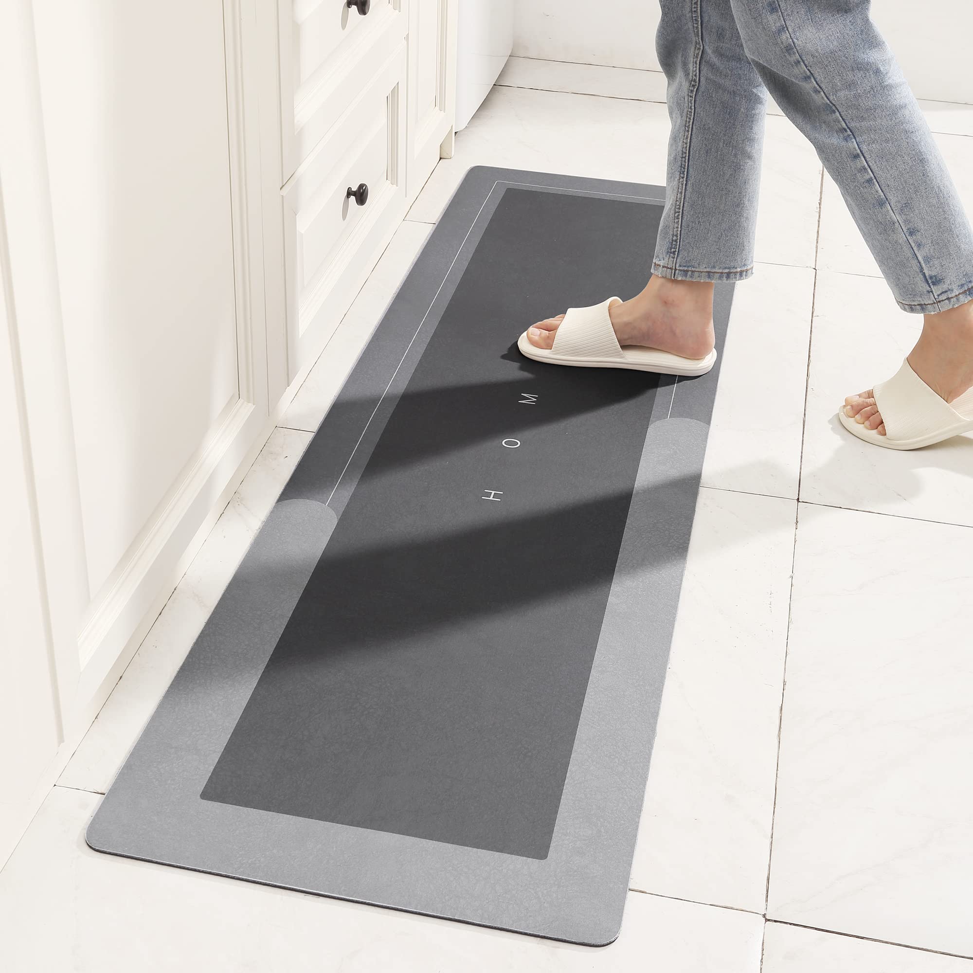 TOKLYUIE Super Absorbent Bath Mat Non Slip Anti Mould Quick-Drying Bathroom Mat Simple Kitchen Door Mat Machine Washable Large Living Room Carpet(45 x 150 cm, Rectangular Light Gray)