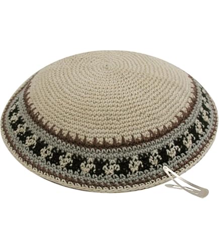 Synagogue Jewish doilies kipot women display picture 1