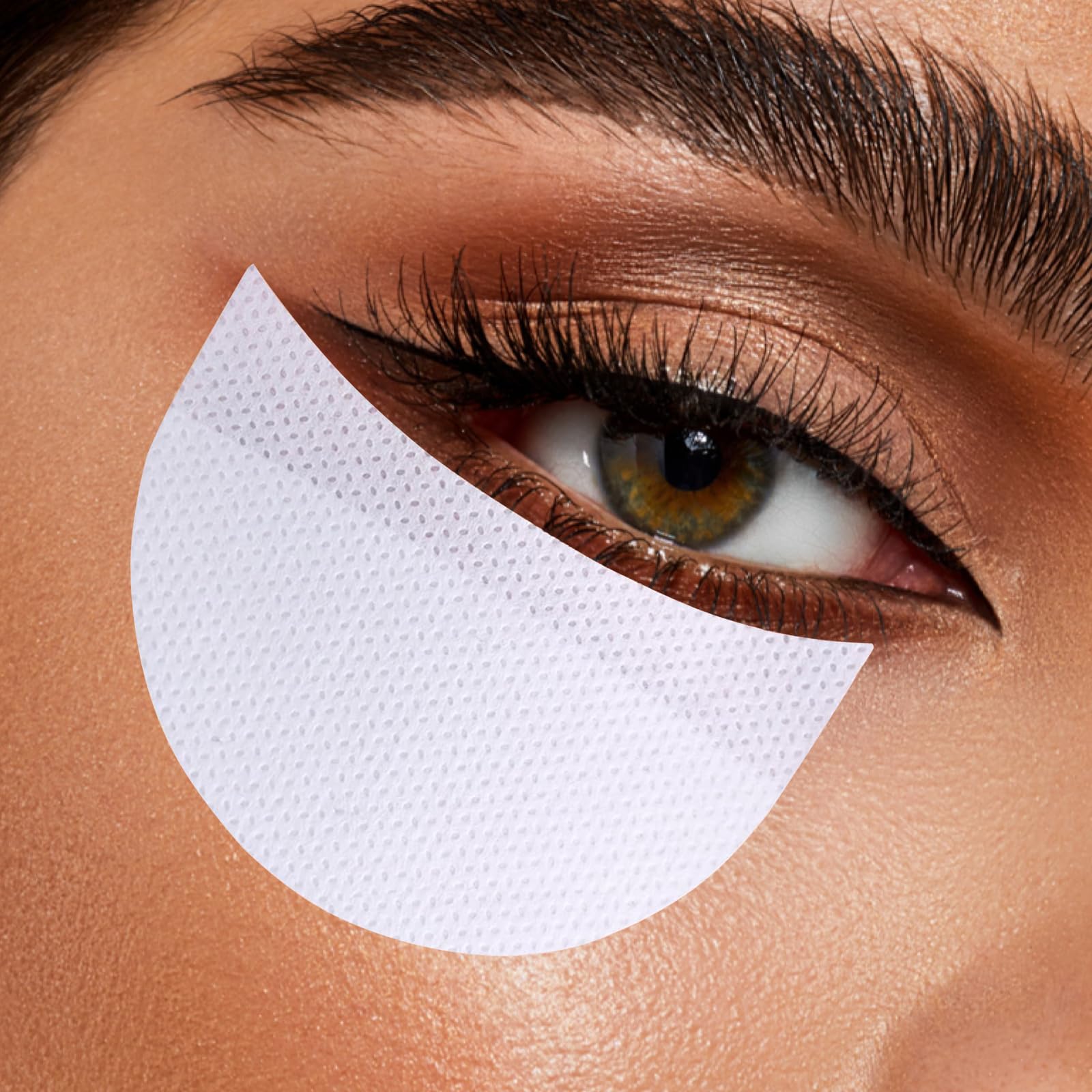 maxtachi 100 Pcs Eye Makeup Eyeshadow Pads, Makeup Tape for Eyeshadow, Eyelash Pads for Prevent Eyelash Extensions, Eyeshadow Stencils for Eyeliner, Eyelash Extensions and Lip Makeup