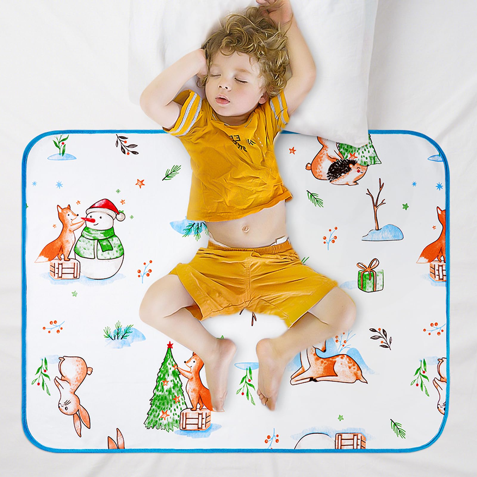 Aolso Potty Training Bed Pads, Bed Protector for Kids, 70 * 90cm Bed Wetting Mattress Protector Bed Wetting Sheets Mats, Absorb Water Pads Toddler Sheet Protector Toilet Training (Snowman)
