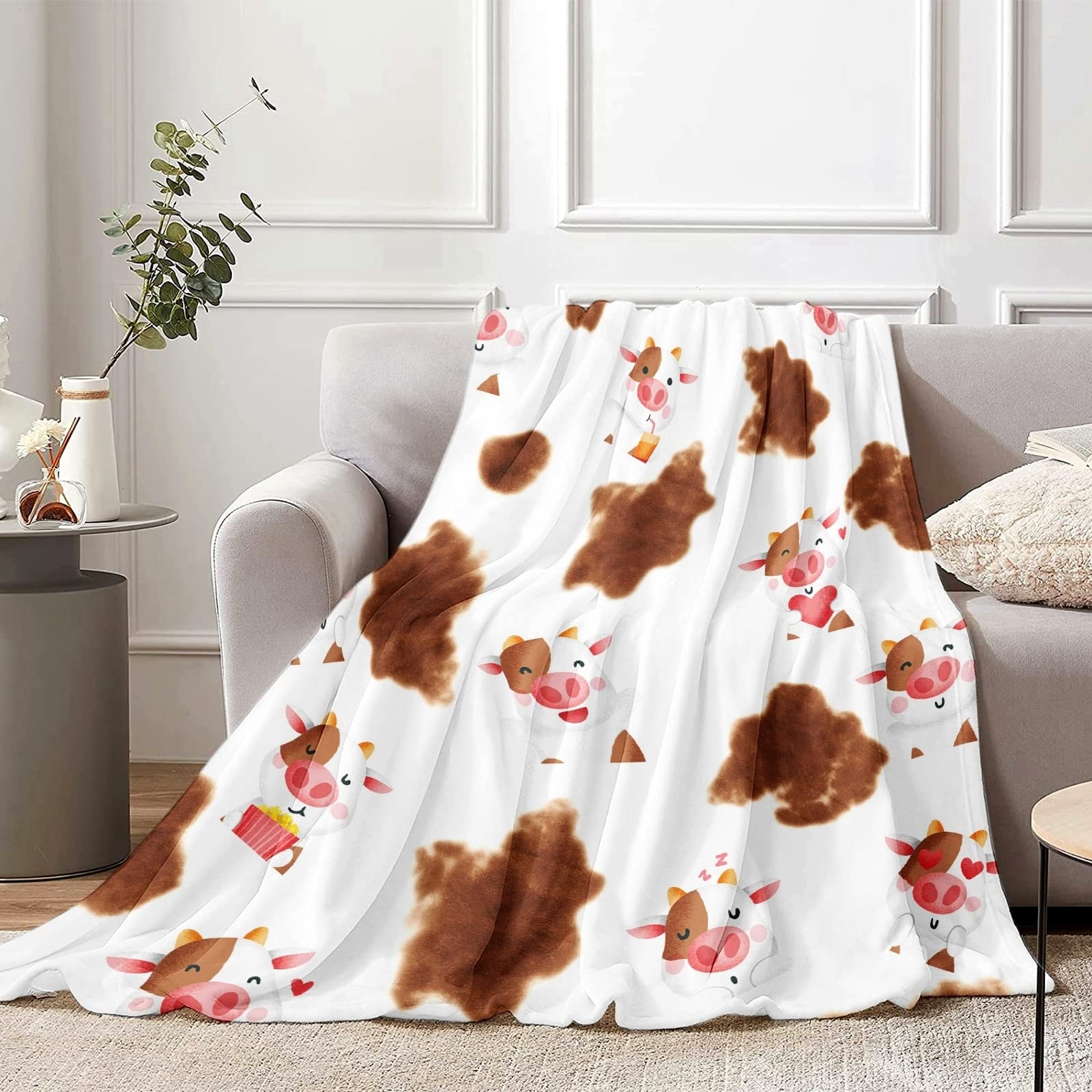 Lingqiang Cow Print Throw Blanket for Kids, Soft Cozy Brown Cartoon Fluffy Flannel Gift Boys Girls, 130 x 150 cm Warm Plush Fleece Teen Sofa Bed Couch Bedroom Decor