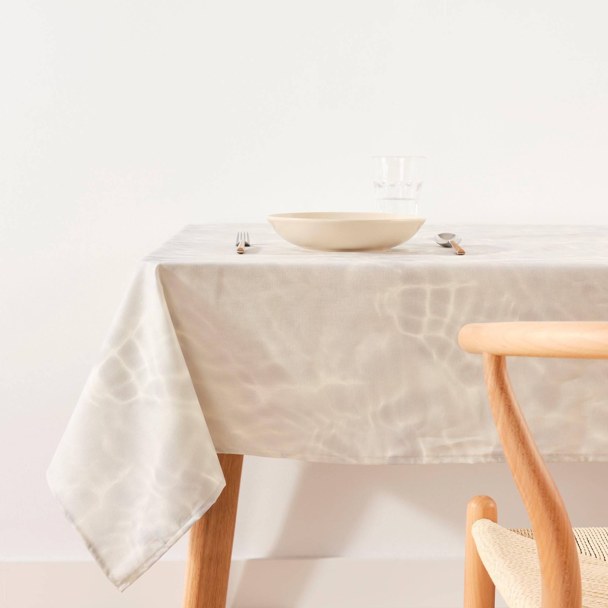 BELUM | Stain Resistant Tablecloth Size 200 x 140 cm - Extra Soft Touch Tablecloth Colour Multicolor - Tablecloth 100% Made in Spain Fabric 100% Organic Cotton - Tablecloth Model F022