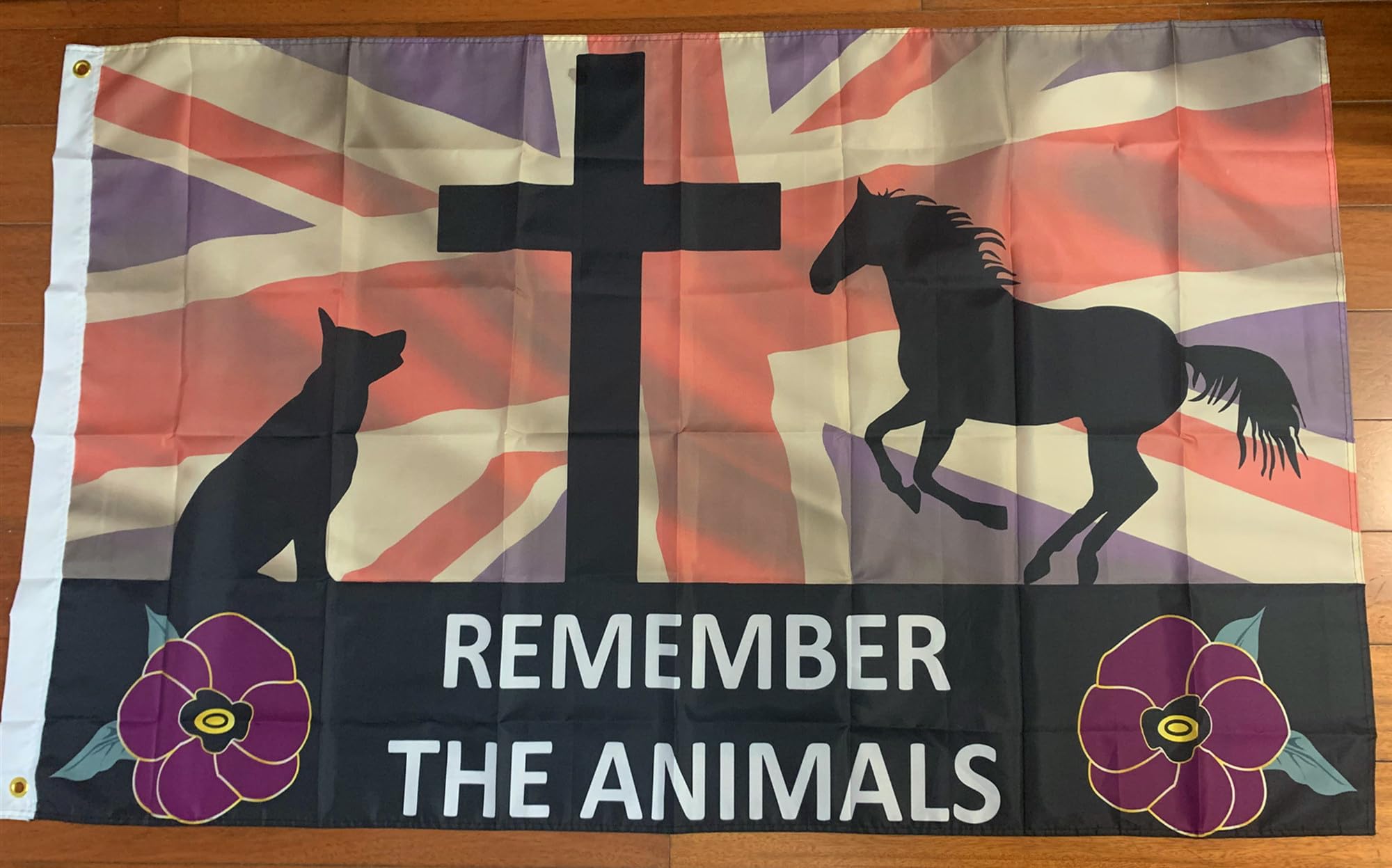 Remembrance Day Lest We Forget Animals Horse Garden Flag Decorations Purple Poppy WW2 WWII 5ft x 3ft