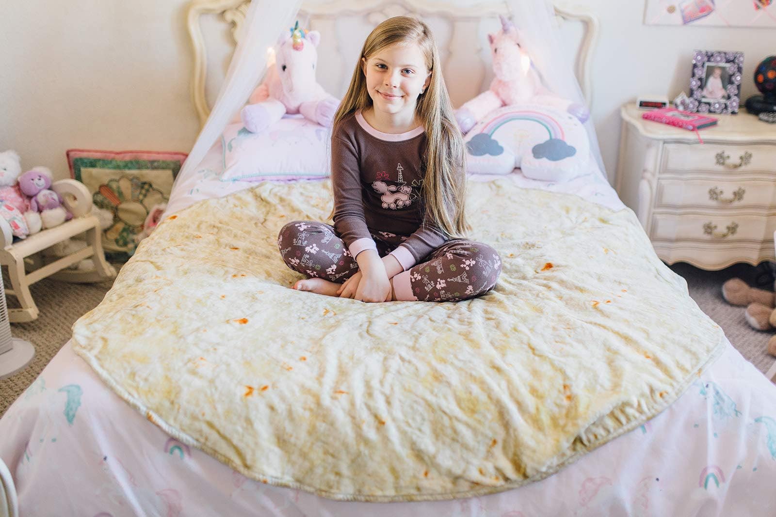 Burrito Wrap Novelty Blanket - Perfectly Round Tortilla Throw (5' Diameter)