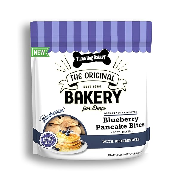 THREE DOG BAKERY BLUEBERRY PANCAKE BITES – DOG TREATS WITH REAL BLUEBERRIES & VANILLA, DOG TRAINING TREATS, PUPPY TREATS, DOG TREAT COOKIES