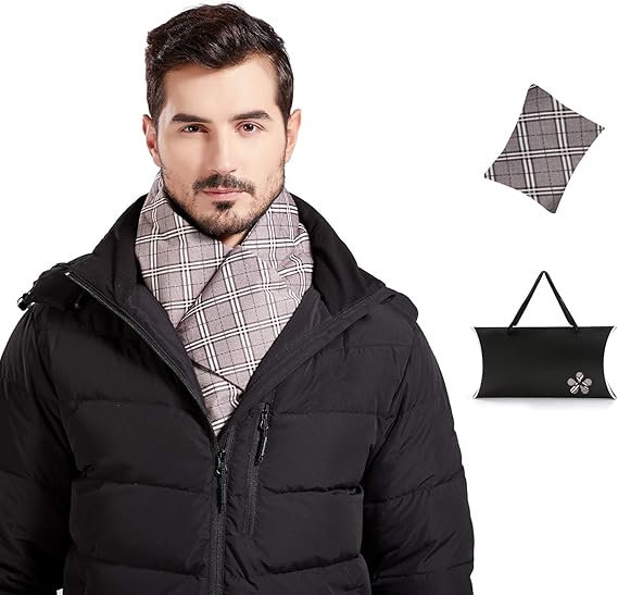 Amazon Co Jp Daross 新チェック柄 ダウン マフラー 防寒 暖かい 高級ダウン入り 軽量 ネックウォーマー 無地 シンプル メンズ レディース キッズ 男女兼用 秋冬 ブラウン S 服 ファッション小物