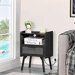 Lerliuo Rattan Nightstands Set of 2 with Charging