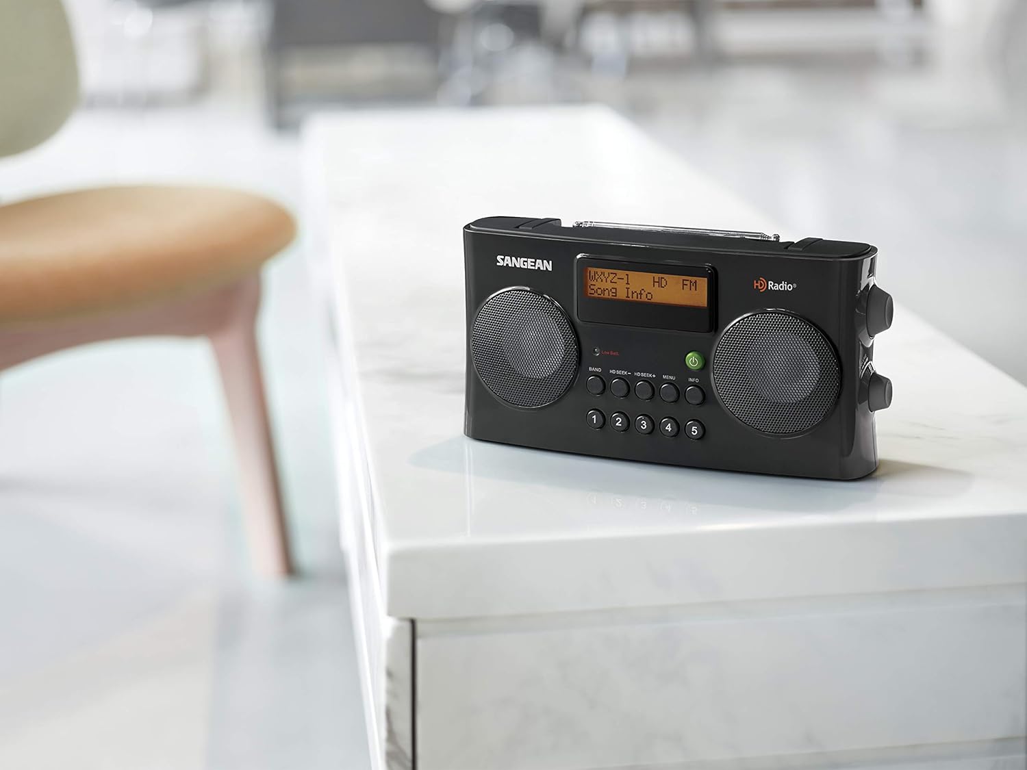 Sangean HDR-16 HD Radio/FM-Stereo/AM Portable Radio: Home Audio & Theater