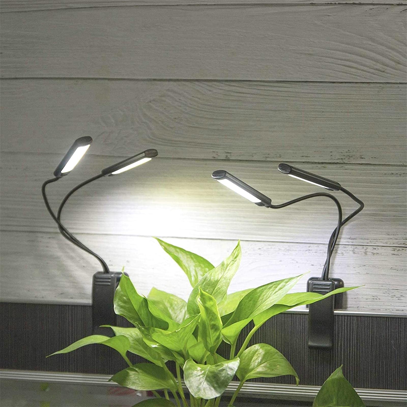 NEWNEN Fish Tank Clip on Light, Dual LED Lights Adjustable Lighting for Aquarium Green plant Photosynthesis Battery Powered and Rechargeable with 32 LED Beads