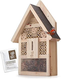 wildtier herz | Insektenhotel - Groß unbehandelt inkl. Lockstoff, Insektenhaus aus verschraubtem Massiv-Holz für Bienen, Marienkäfer, Florfliegen & Schmetterlinge, Bienenhotel & Nisthilfe