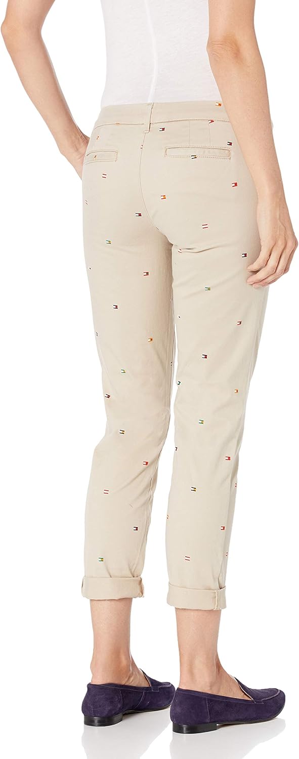 Tommy Hilfiger Women's Relaxed Fit Hampton Chino Pant (Standard and Plus Size) at  Women’s Clothing store