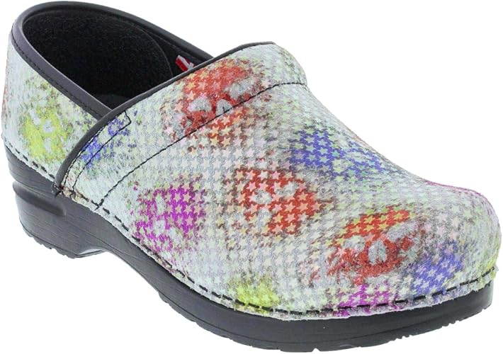 discontinued sanita clogs