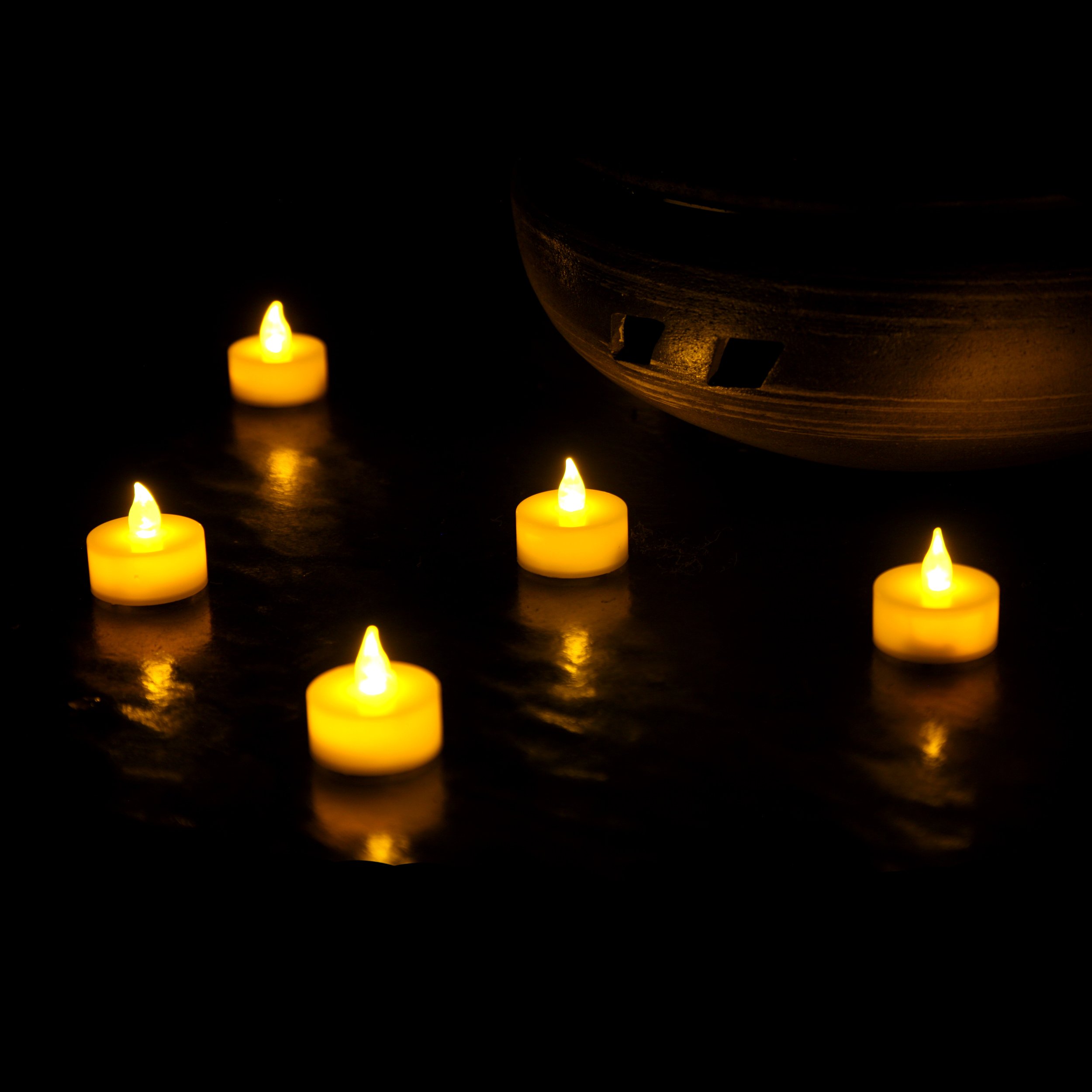 Galleon Instapark Pack Of 24 Flameless LED Tea Light Candles Battery