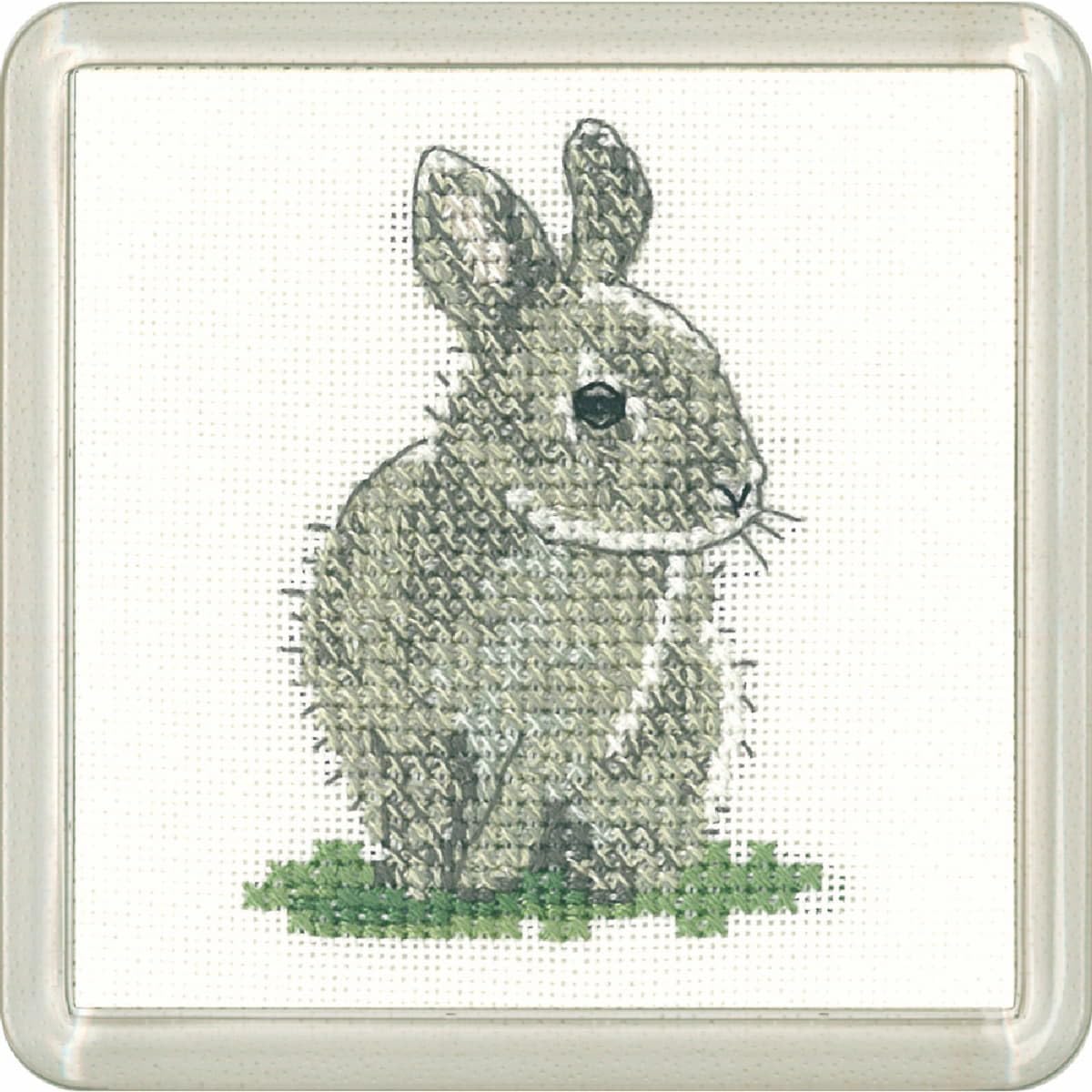 New Heritage Crafts 14 count aida Little Friends Coaster Kit Baby Rabbit cute animals Counted Cross Stitch Kit