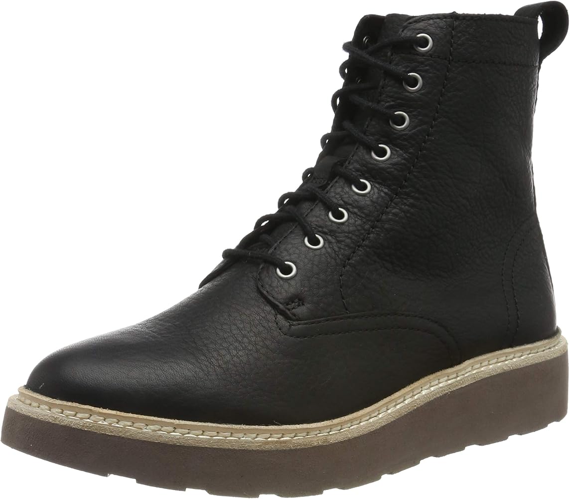 clarks trace pine boots