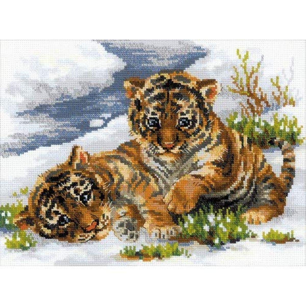 RIOLIS Cross Stitch Kit - 1564 - Tiger Cubs in Snow