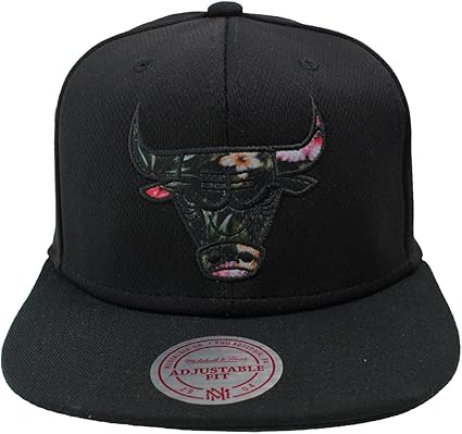 mitchell and ness caps uk