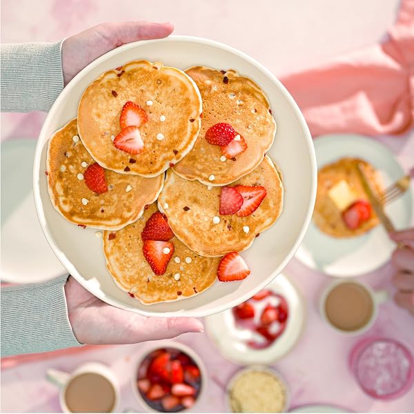 BOB’S RED MILL WHITE CHOCOLATE & STRAWBERRY PANCAKE/WAFFLE MIX, 20 OUNCE (PACK OF 1) – JUST ADD WATER, MAKES 32-40 PANCAKES PER BAG