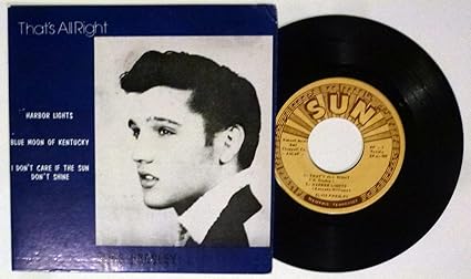 Elvis Presley That S Alright Mama Elvis Presley 45 Sun Studios Record Amazon Com Music
