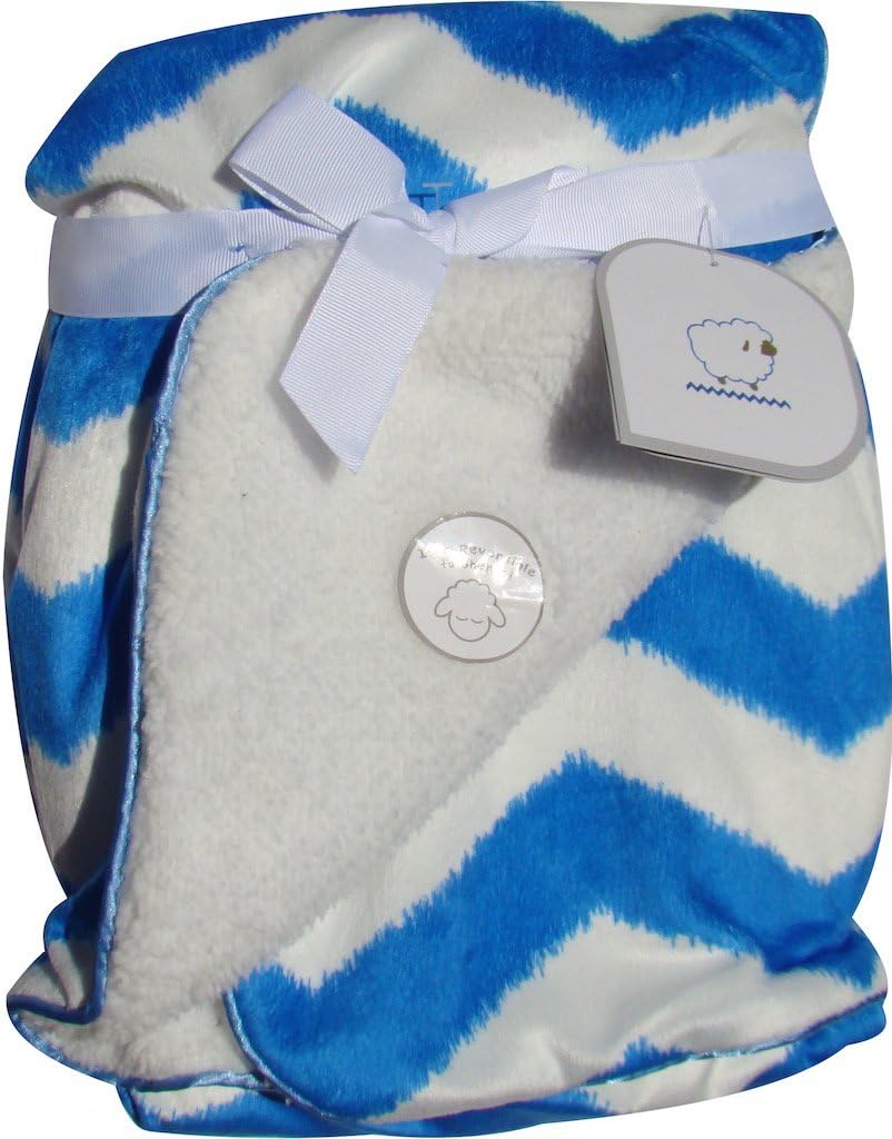 Soft Sherpa Baby Blanket "Mini Chevron Boys" Blue/white Reversible
