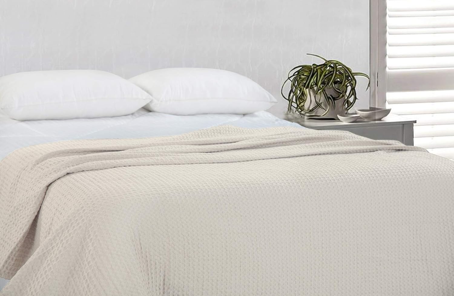 HILLFAIR 100% Combed Cotton Blanket– Twin Size Bed Blankets– Warm Soft All Season Breathable Lightweight Summer Blankets– Waffle Weave Home Decor Bed Blanket- Ivory Twin Bed Cotton Blankets/Bedcovers: Home & Kitchen