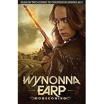 Wynonna Earp Volume 1: Homecoming: Smith, Beau, Innes, Lora, Evenhuis,  Chris: 9781631407499: Amazon.com: Books