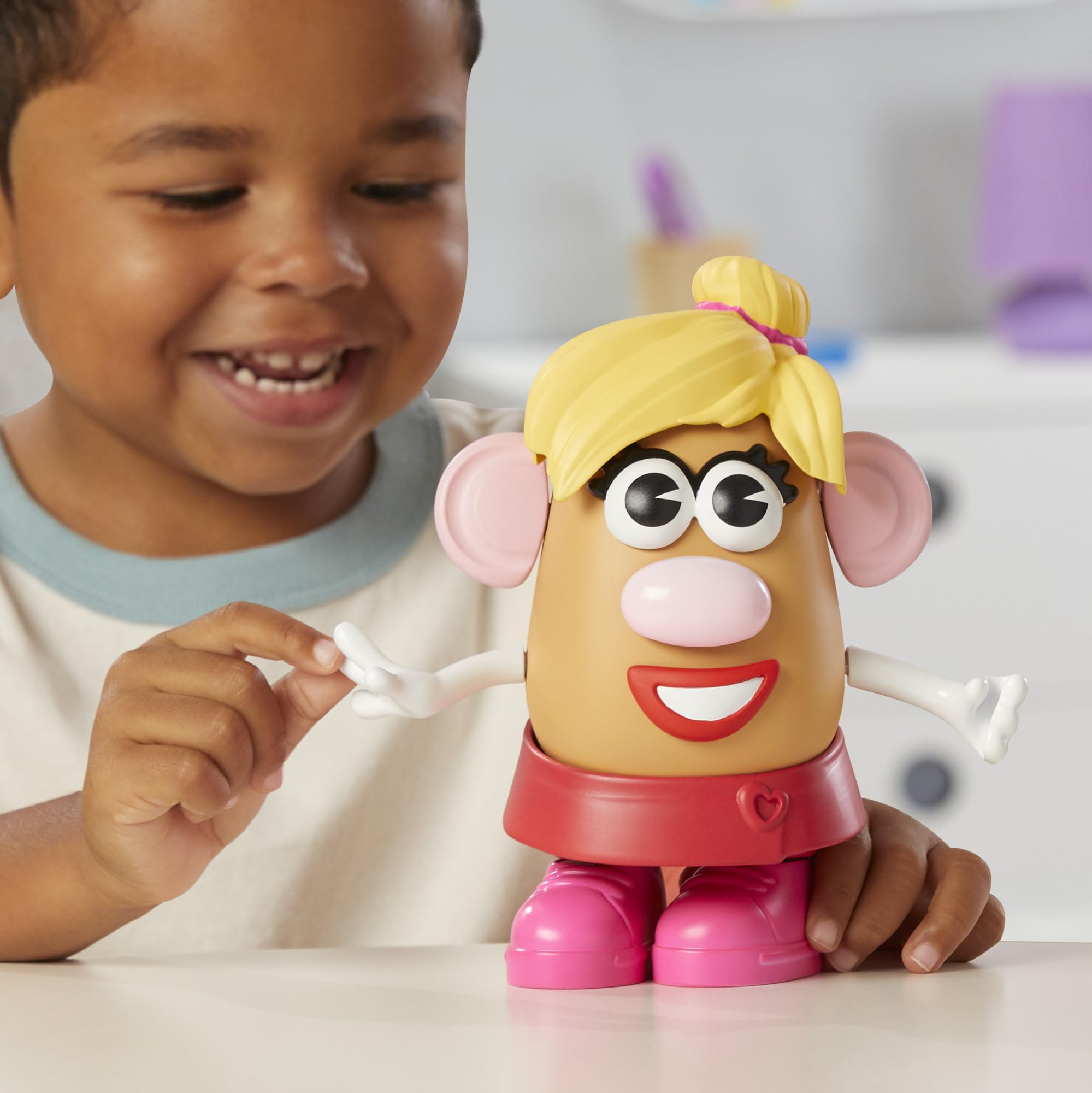 Mr. Potato Head Mrs. Potato Head Set with 12 Parts and Pieces, Toddler and Preschool Toys for 2 Year Old Boys and Girls and Up