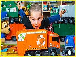 jack jack plays garbage truck