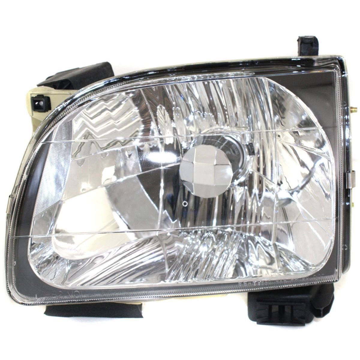Photo 1 of Eagle Eyes TY682-B001L Headlight