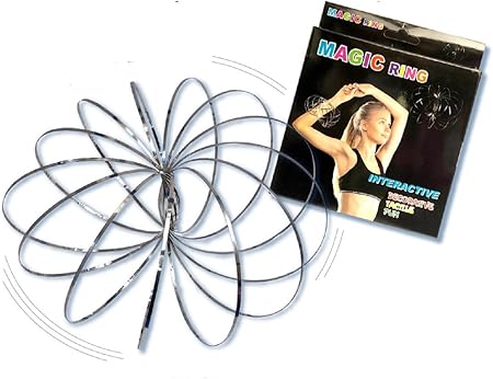Amazon 腕を回る魔法のリング マジックリング 面白玩具 キラキラと腕の周りを回ります おもしろ玩具 知恵の輪 おもちゃ フラフープ 回し ストレス解消 大人 子供 モデル メール便 おもちゃ雑貨 おもちゃ